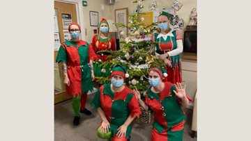 Lyndon Hall care home take part in an elf day